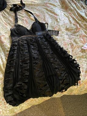 Sue Wong Black Pleated Halter Cocktail Dress